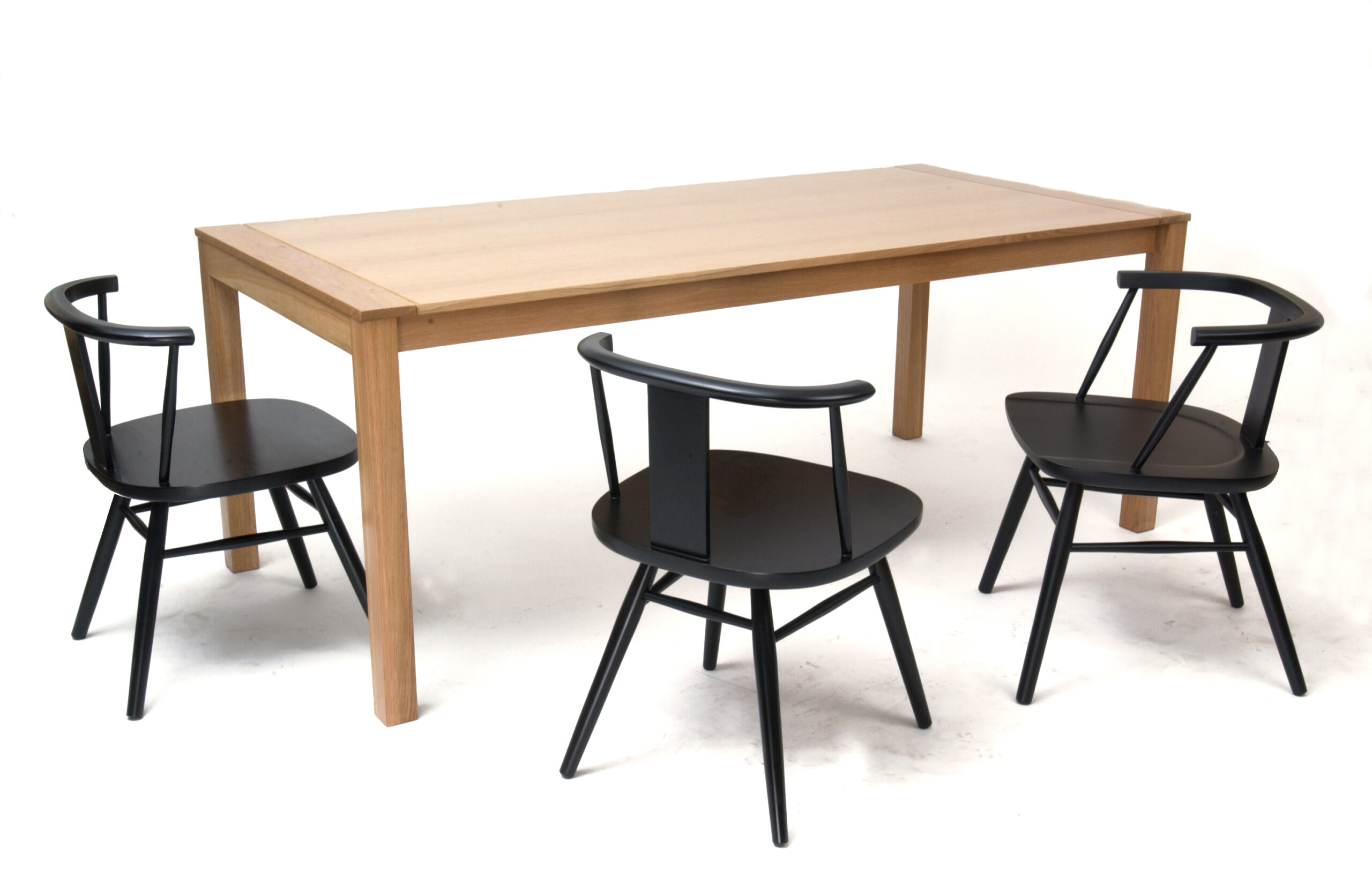 7Simple-Table-Maun-Windsor-Chair